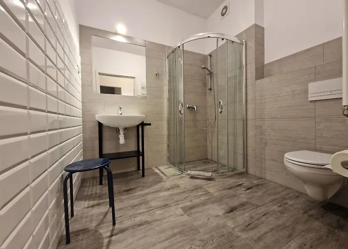 Bed & Breakfast Nadbaltycka 3*