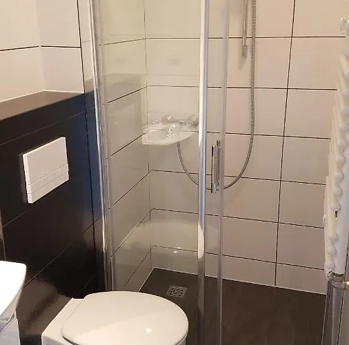 Bed & Breakfast Nadbaltycka 3*